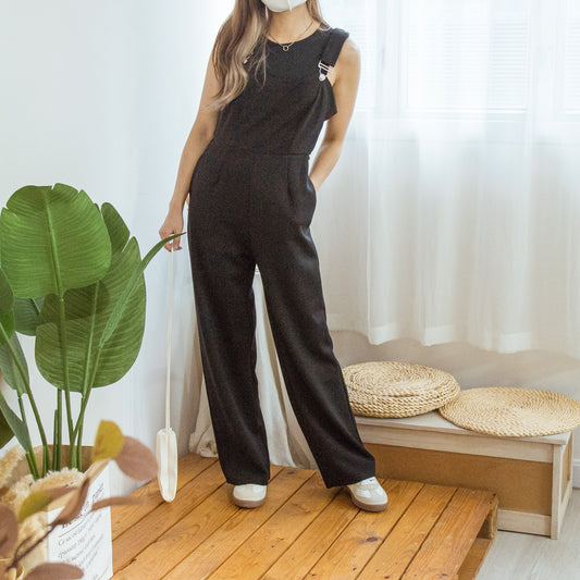 Buckled side waist hollow space cotton jumpsuit (two colors)