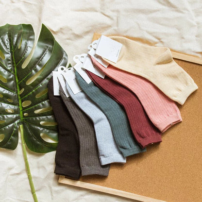 [Korea] Straight pattern solid color socks (11 colors)