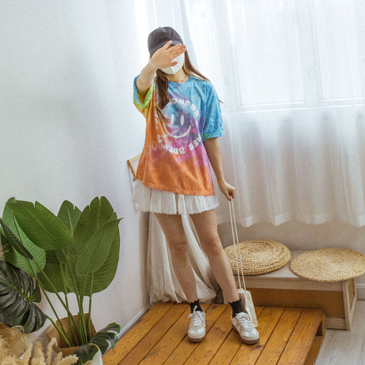 寬鬆哈哈笑彩扎染TEE