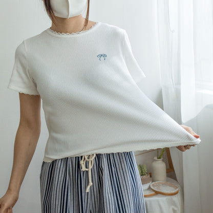蕾絲邊小蝴蝶結刺繡羅紋衣 (兩色)