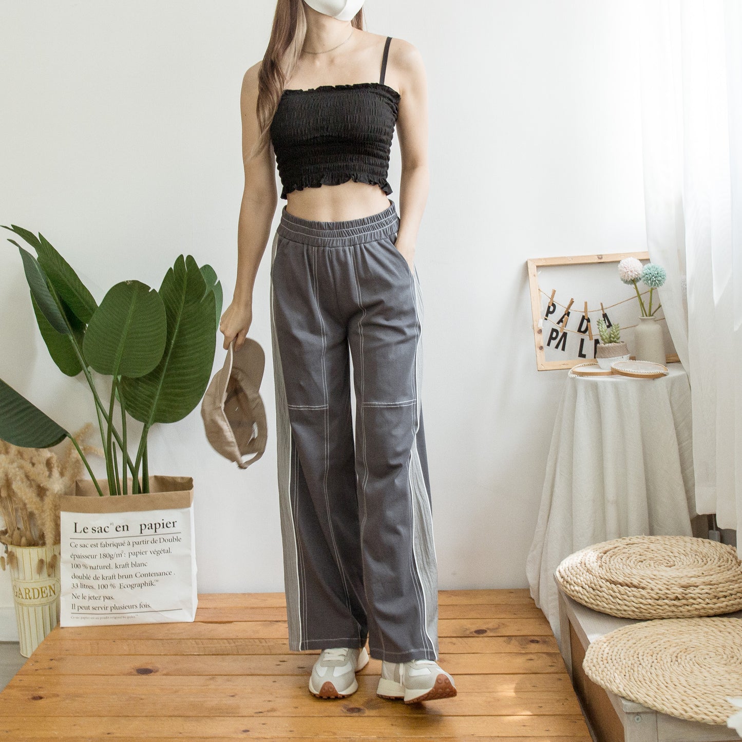 Elastic waist topstitched side patch pleated trousers (two colors)