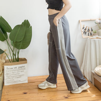 Elastic waist topstitched side patch pleated trousers (two colors)