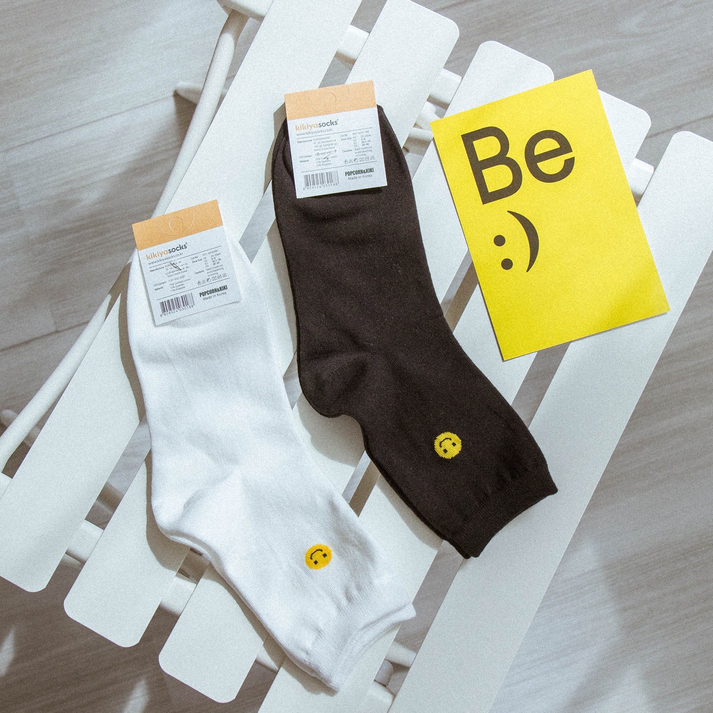 [Korea] Simple Small Haha Long Socks (Two Colors)