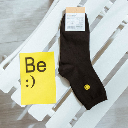 [Korea] Simple Small Haha Long Socks (Two Colors)