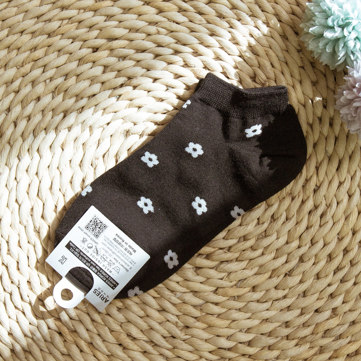 [Direct delivery from Korea] Small flower boat socks (two colors)