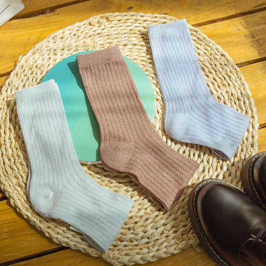 [Direct delivery from Korea] Contrast color three heart socks (four colors)