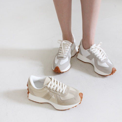 Korean thick-soled contrasting color sneakers